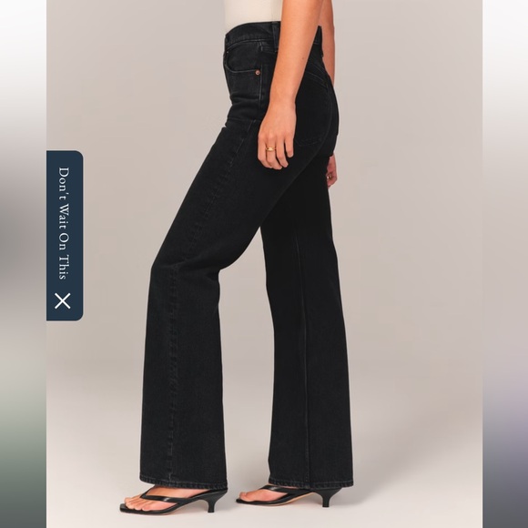 90s Relaxed Jeans (Short Inseam - 29in) - Picture 2 of 7